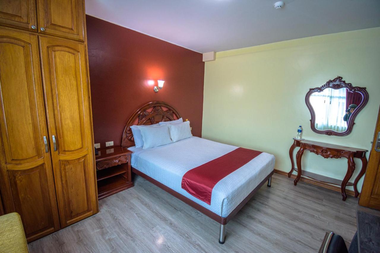 Hotel Cumbaya Sanvy Кито Экстерьер фото