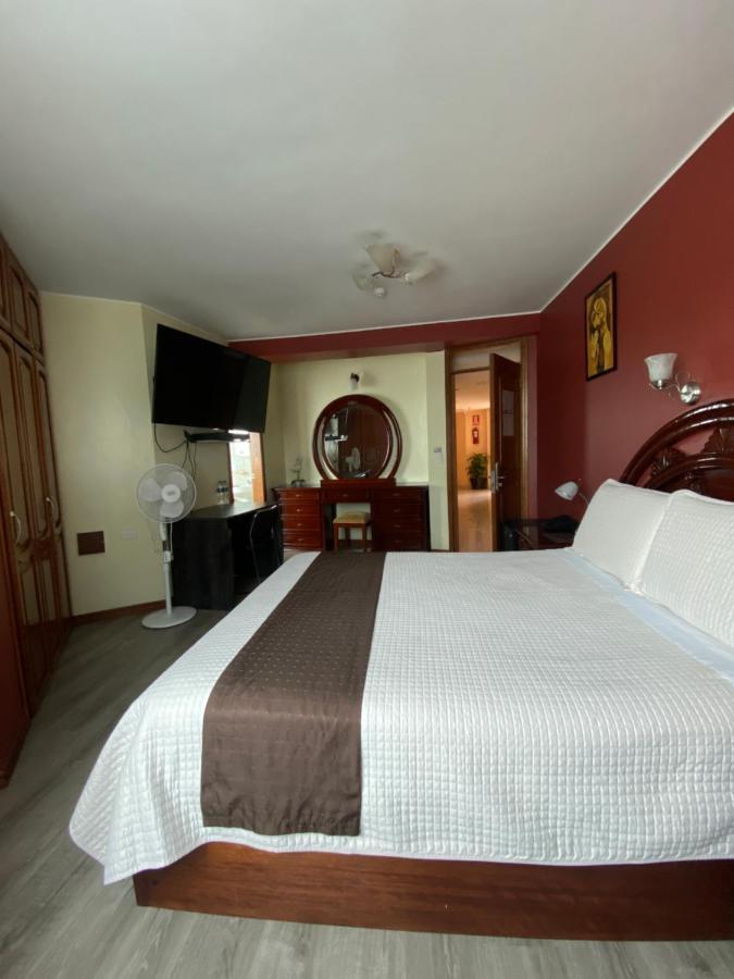 Hotel Cumbaya Sanvy Кито Экстерьер фото